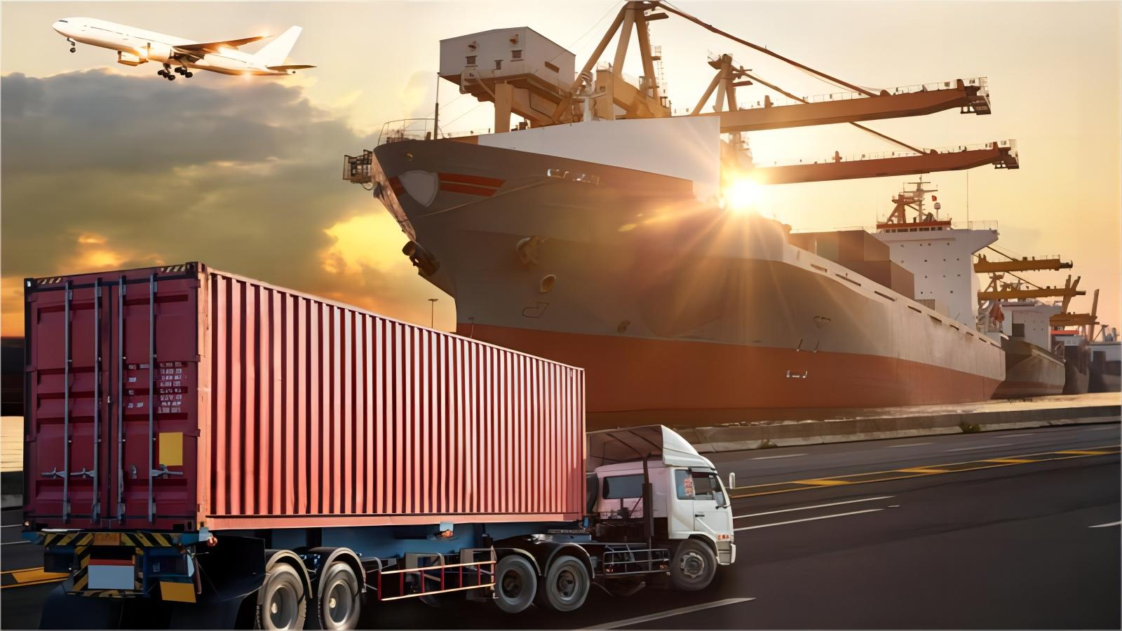 Warehouse workers organizing bulk inventory for dropshipping distribution