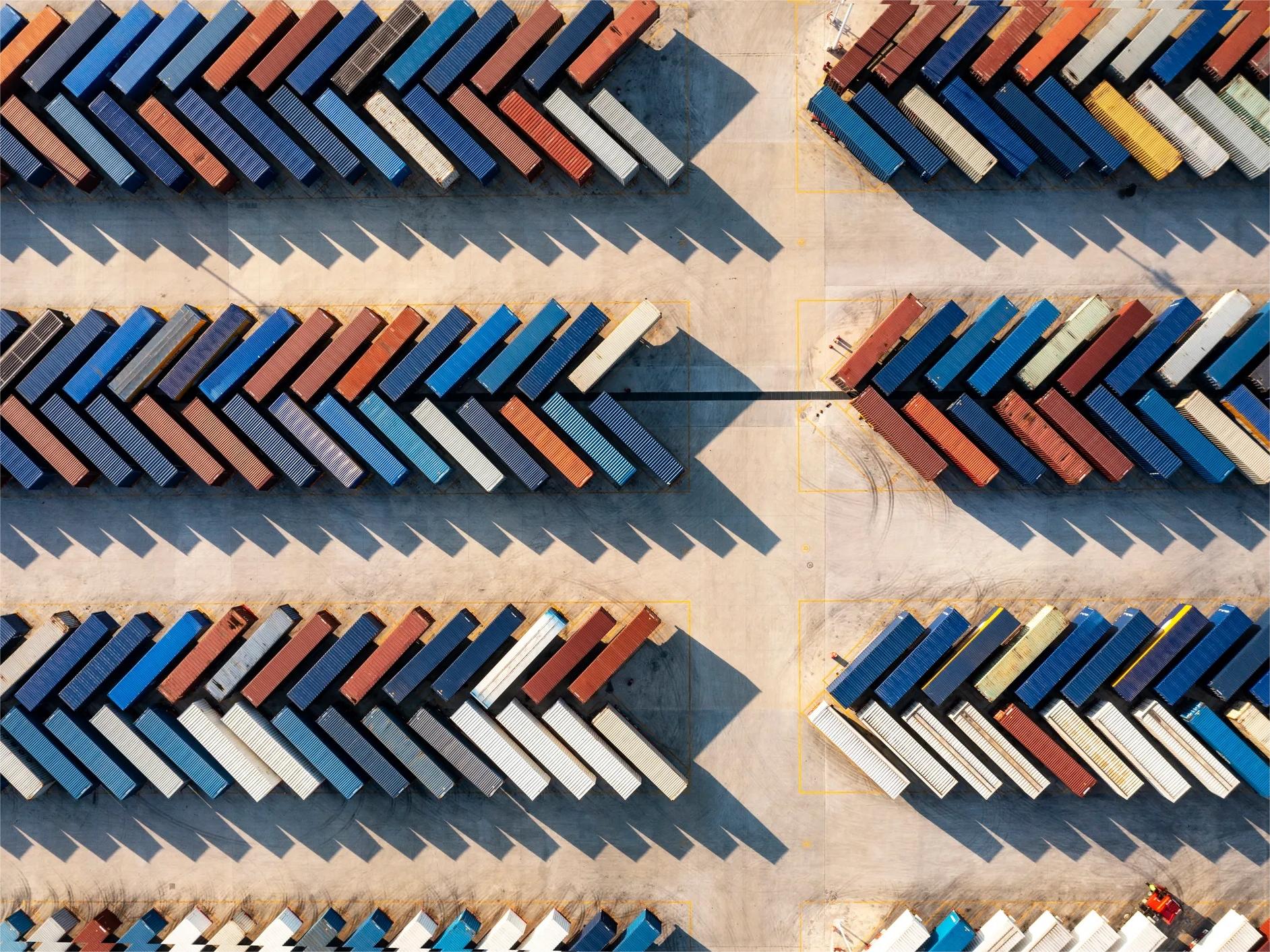 Comparison table of shipping costs and transit times for 2026