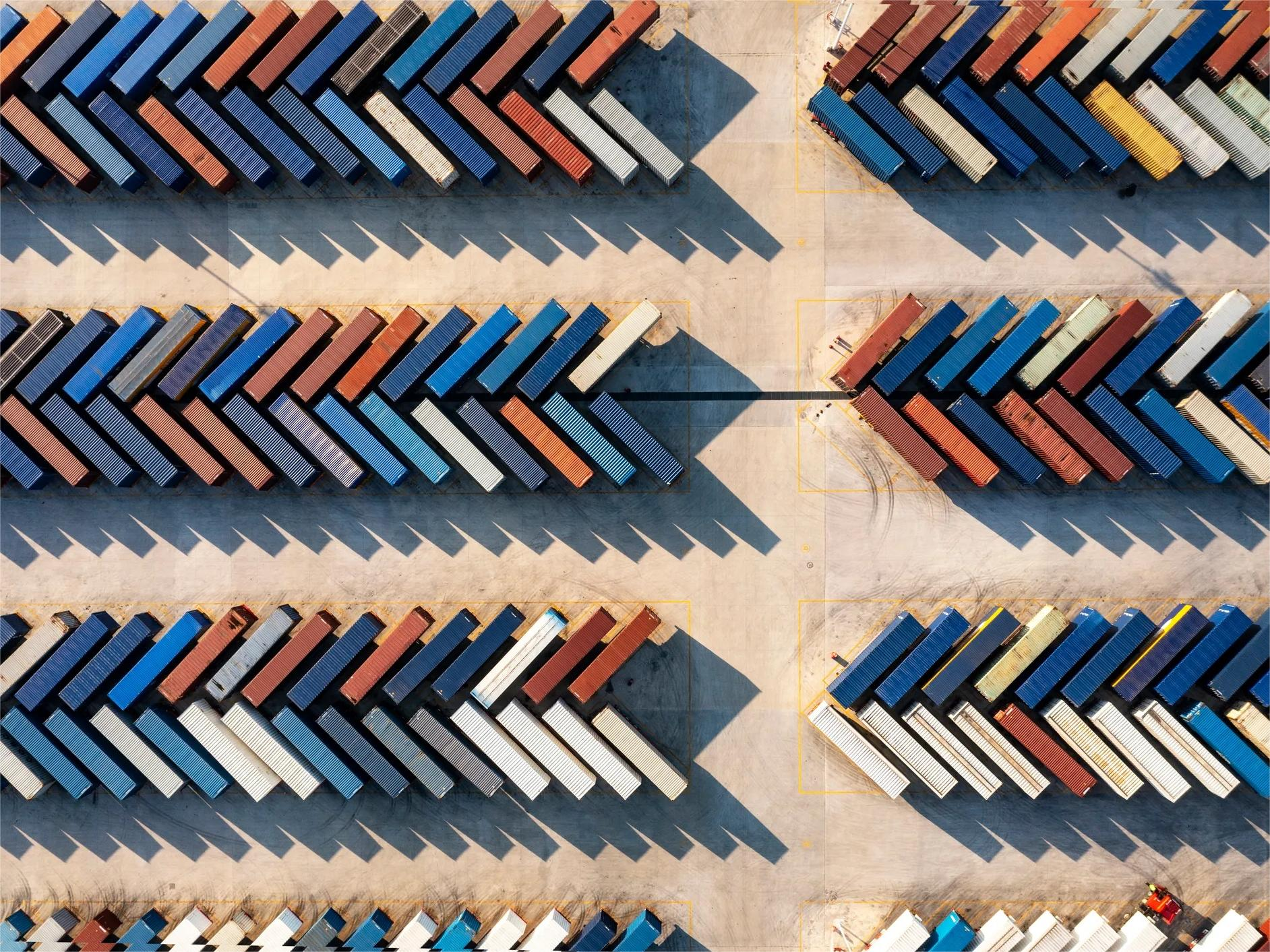 Comparison table of shipping costs and transit times for 2026